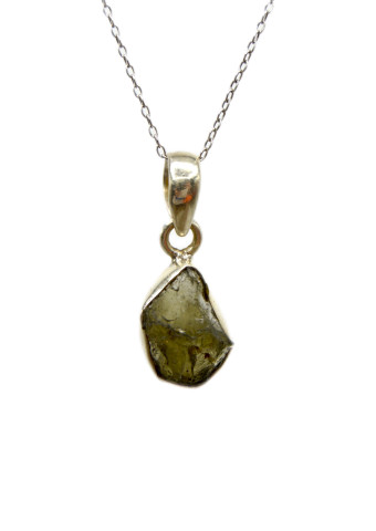 Collar Moldavita